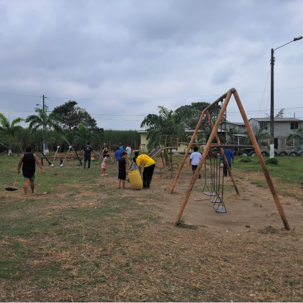Mesa de trabajo 8 copia 2